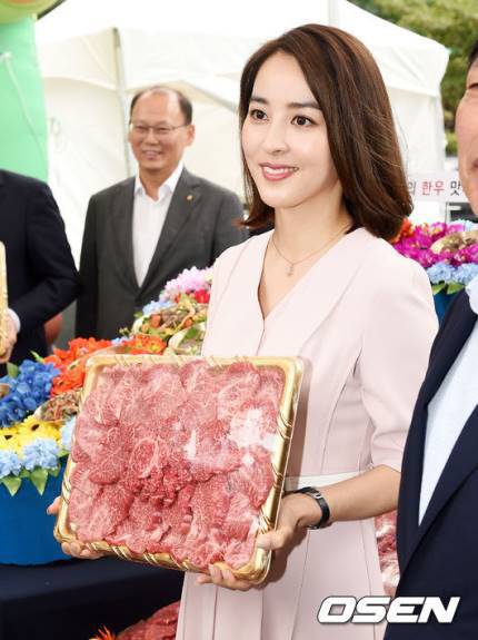오늘자 한혜진 (a.k.a 시온이 어머님).jpg | 인스티즈