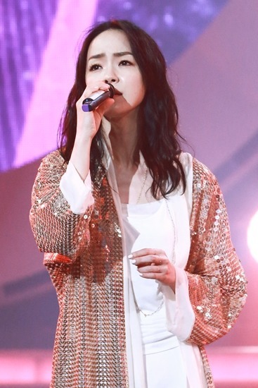 여자가수 이소라 vs 김윤아 한명만 꼽는다면?? | 인스티즈
