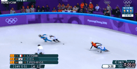 아웃코스로 반바퀴이상 돌면서 역전해버리는 갓민정 ㄷㄷㄷ.gif | 인스티즈
