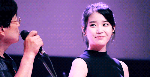빵터진 아이유.gif | 인스티즈