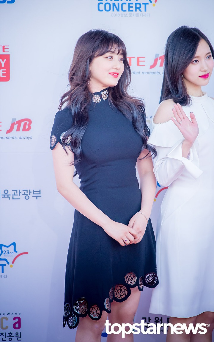트와이스 지효 레전드 의상.jpg | 인스티즈