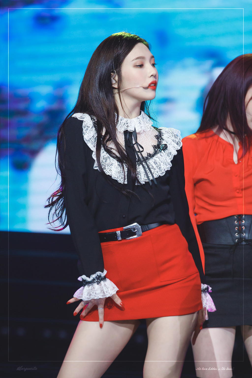 연말무대 미모 열일 레드벨벳 조이.jpgif | 인스티즈