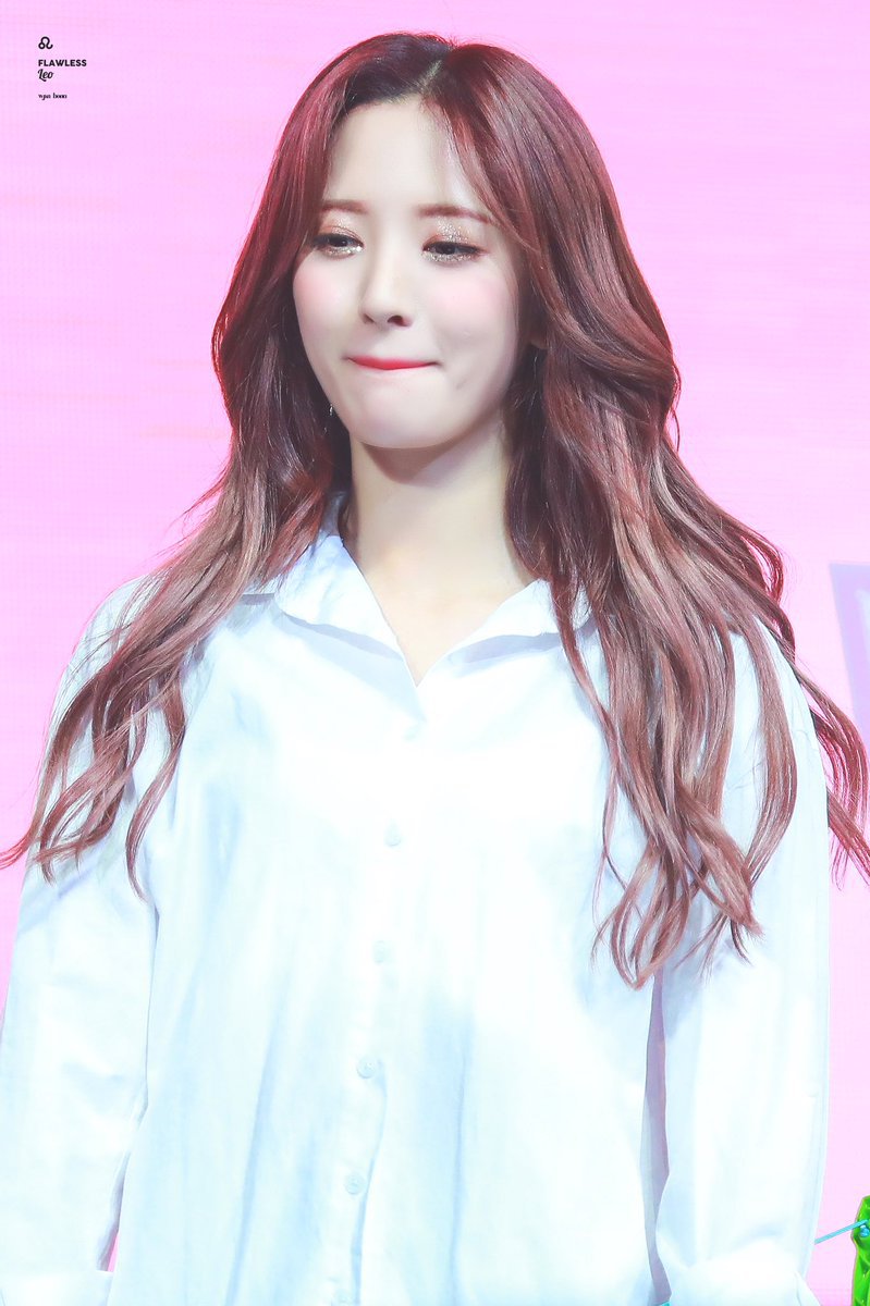 또다른 아이돌 얼굴천재 우주소녀 보나.jpg | 인스티즈